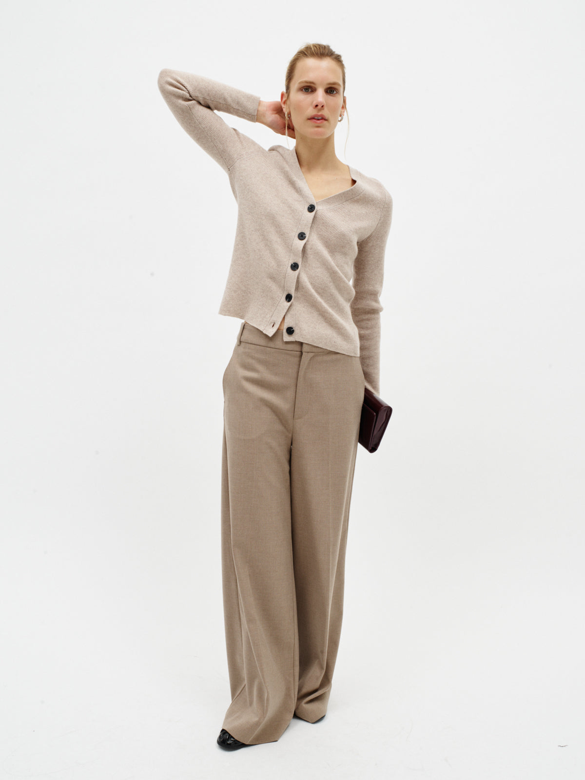 Caprieiw Pants