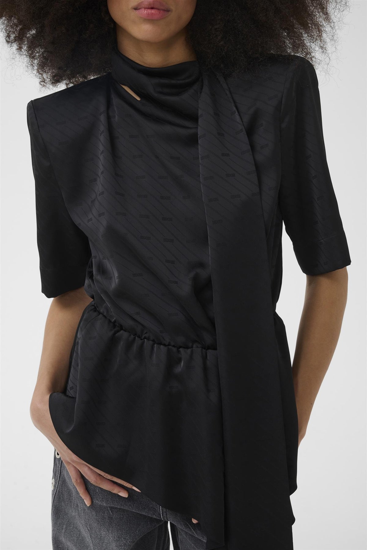 Gzestha Blouse